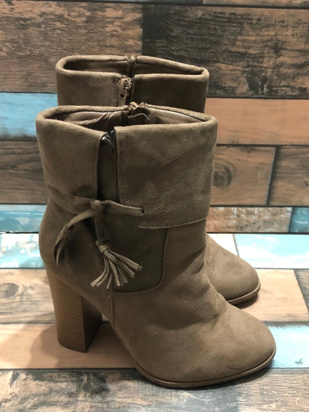 X2B Heeled Ankle Boots Fringe Tie Tassels Tan Faux Suede Women's Size 6